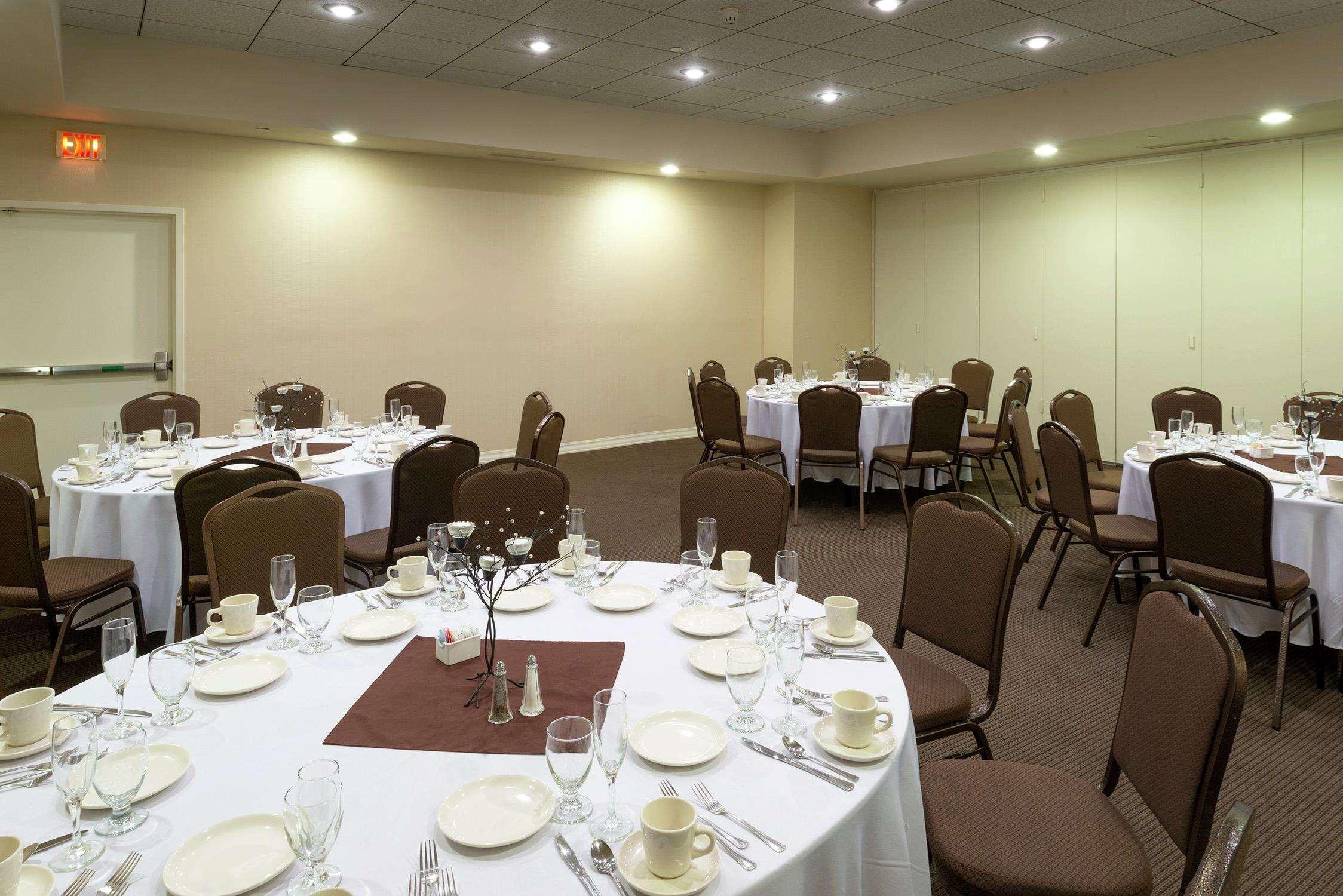 Doubletree By Hilton Binghamton Hotel Bagian luar foto